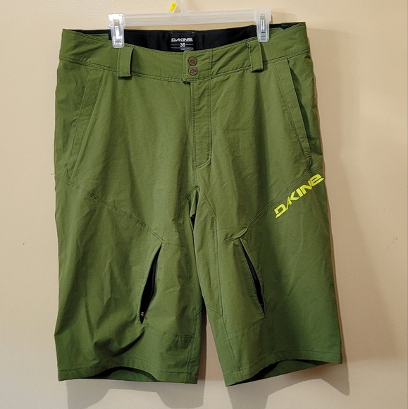 Dakine Syncline Shorts - Picture 1 of 9
